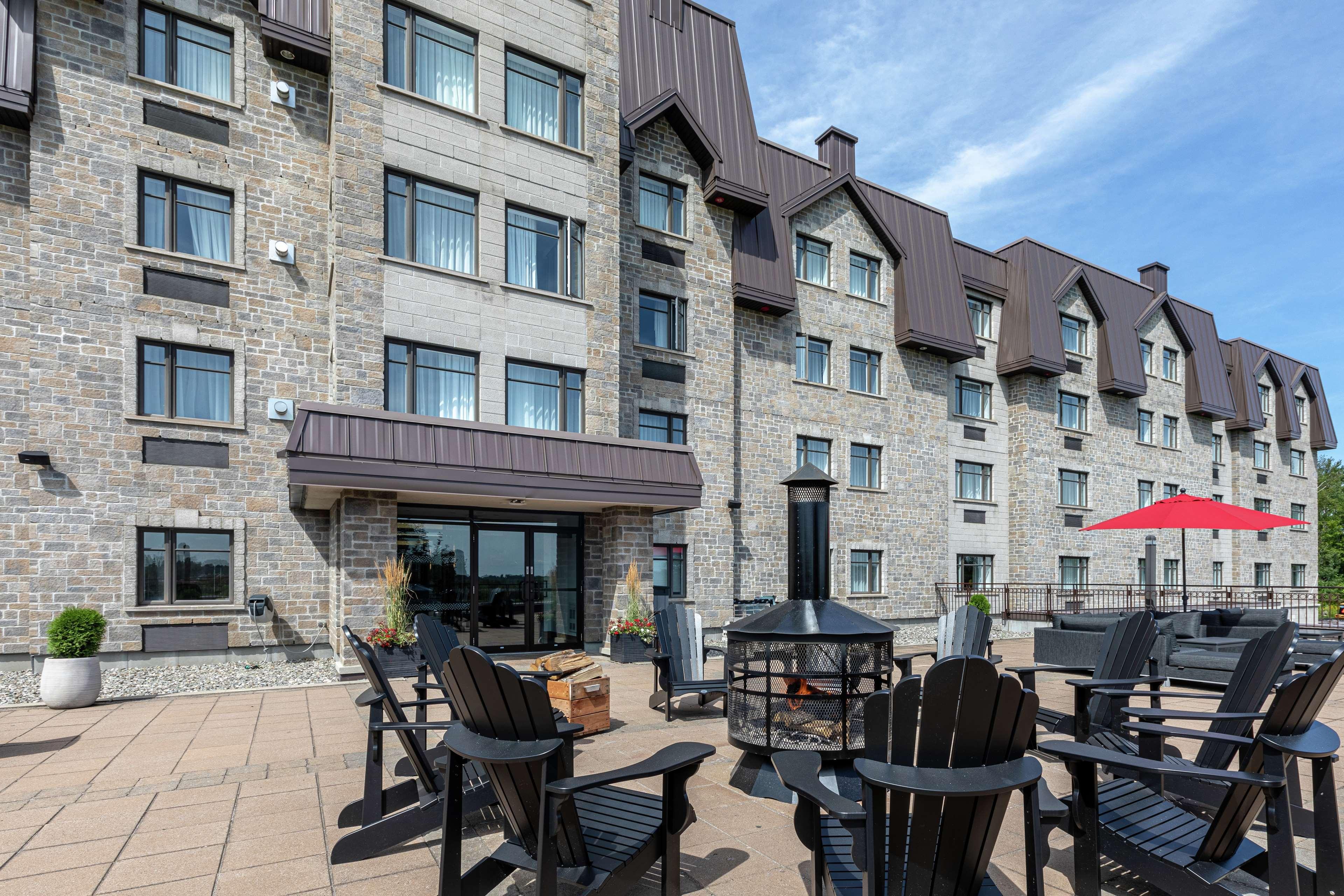 Doubletree By Hilton Quebec Resort Экстерьер фото