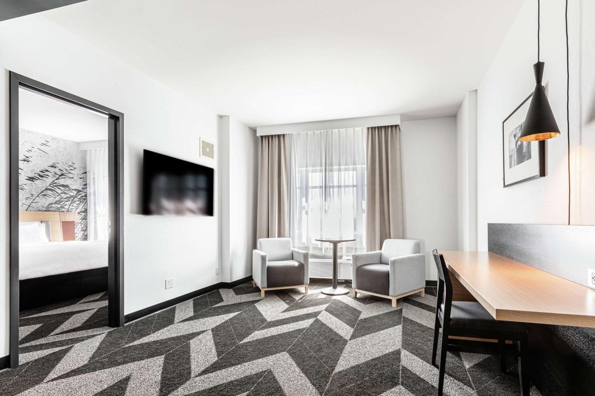Doubletree By Hilton Quebec Resort Экстерьер фото