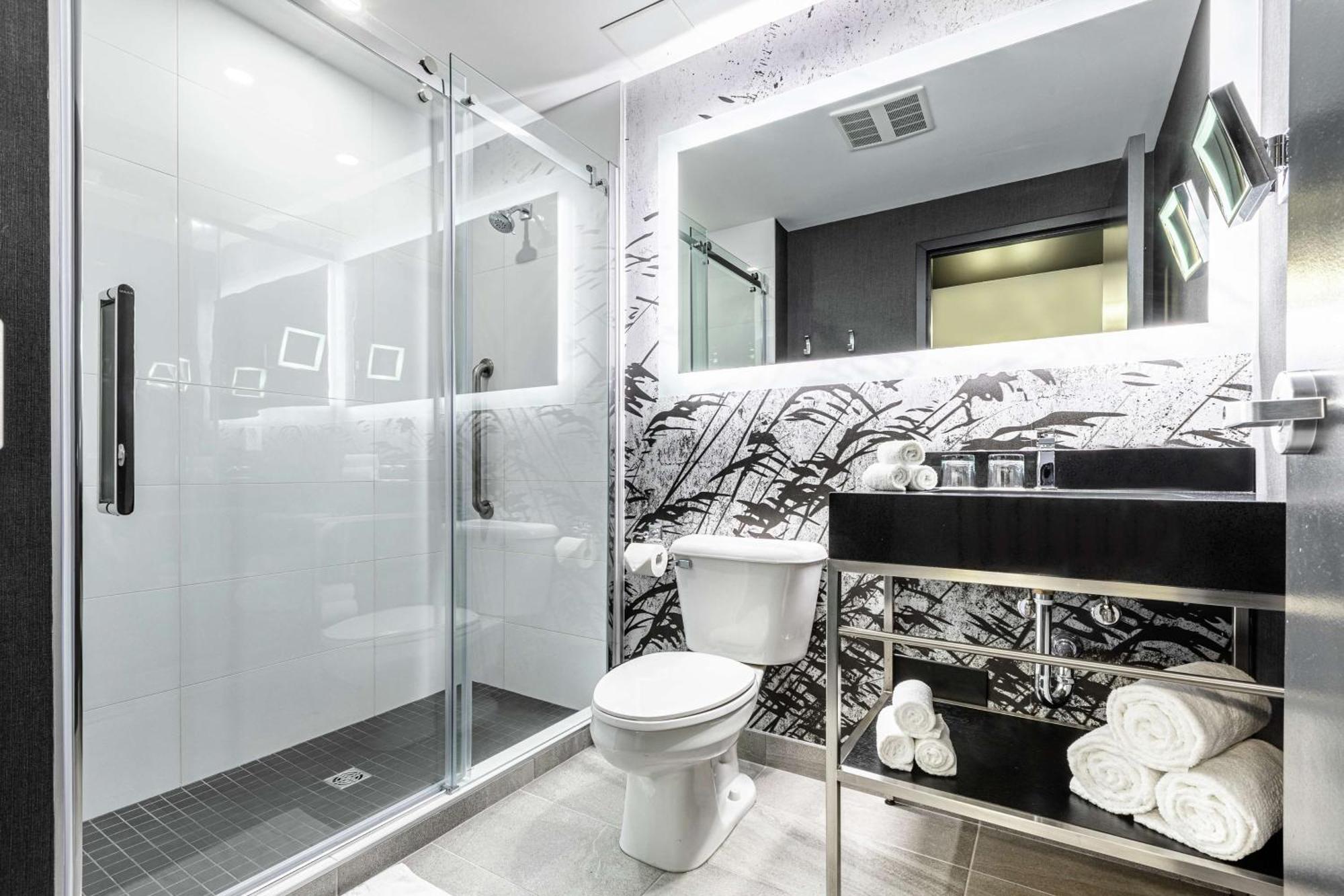 Doubletree By Hilton Quebec Resort Экстерьер фото